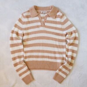 American Engle sweaters excellent condition size XS